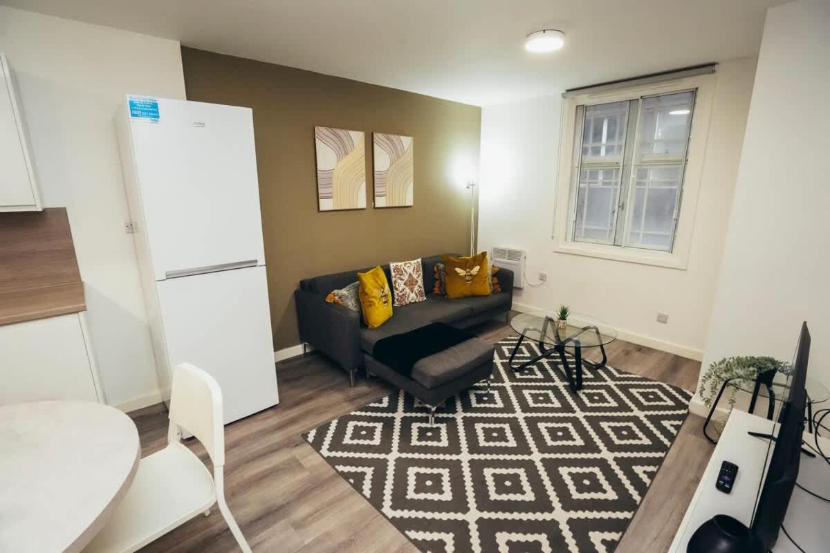 2Br City Centre Apt, Self Check In, Wifi, By Derbnb Sheffield Zewnętrze zdjęcie