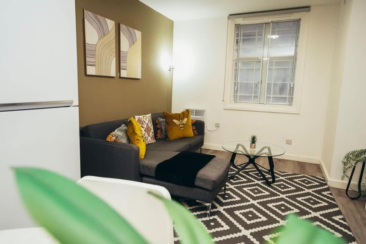 2Br City Centre Apt, Self Check In, Wifi, By Derbnb Sheffield Zewnętrze zdjęcie