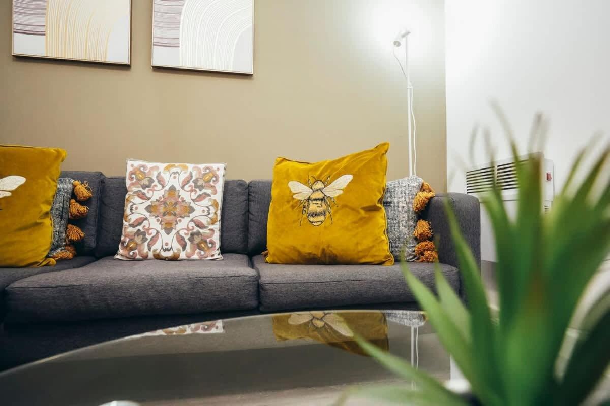 2Br City Centre Apt, Self Check In, Wifi, By Derbnb Sheffield Zewnętrze zdjęcie