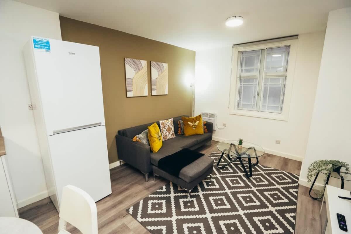 2Br City Centre Apt, Self Check In, Wifi, By Derbnb Sheffield Zewnętrze zdjęcie