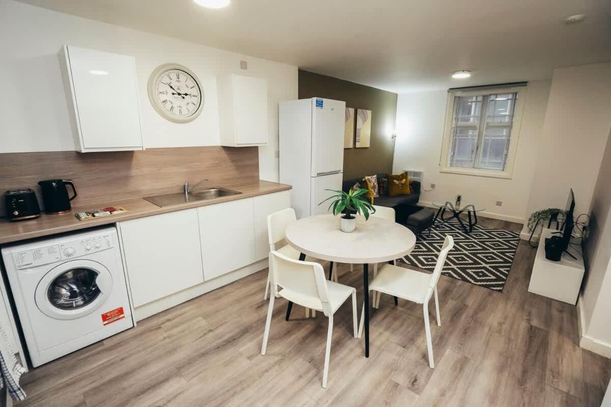 2Br City Centre Apt, Self Check In, Wifi, By Derbnb Sheffield Zewnętrze zdjęcie