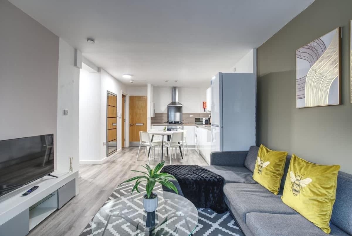 2Br City Centre Apt, Self Check In, Wifi, By Derbnb Sheffield Zewnętrze zdjęcie